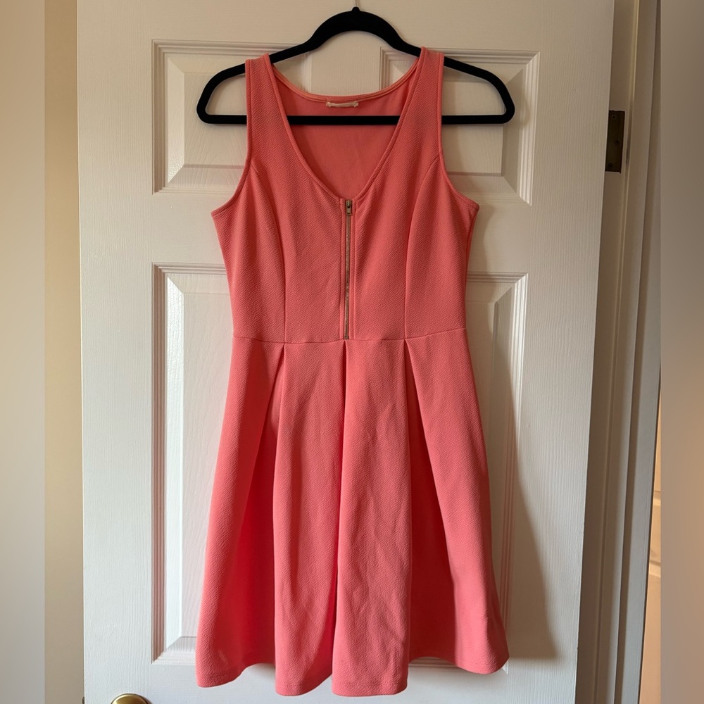 Coral stretchy summer dress